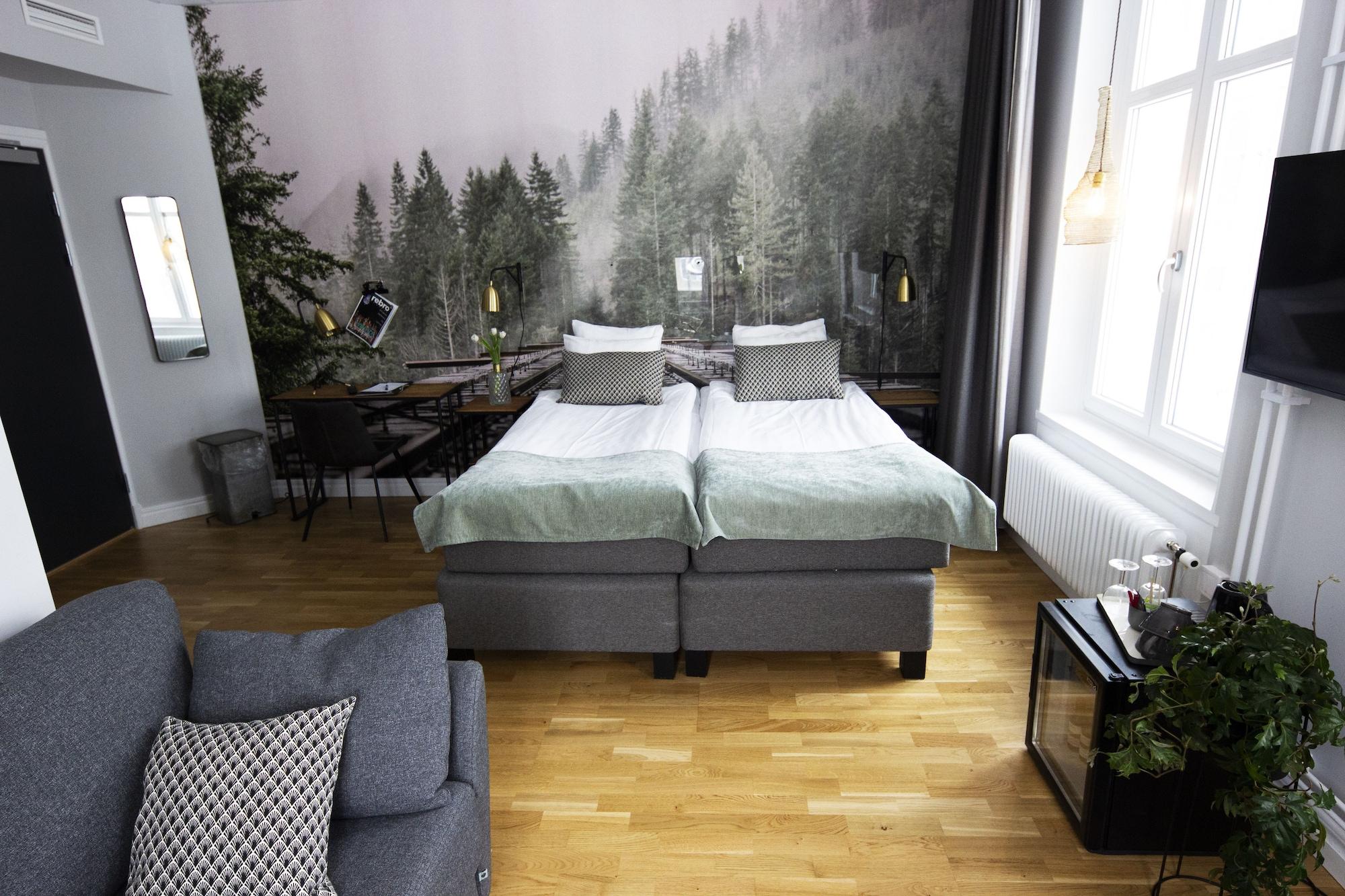 Livin Station Hotel Örebro Buitenkant foto