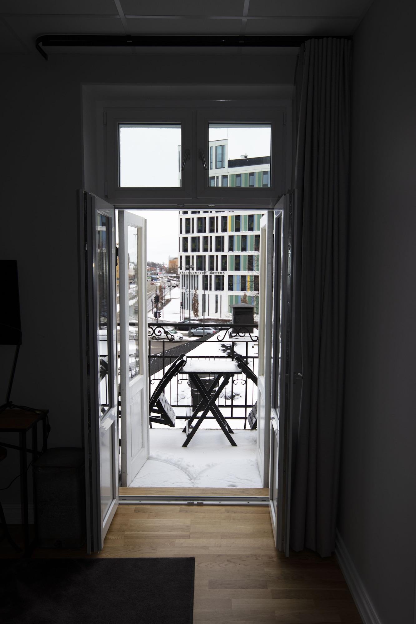 Livin Station Hotel Örebro Buitenkant foto