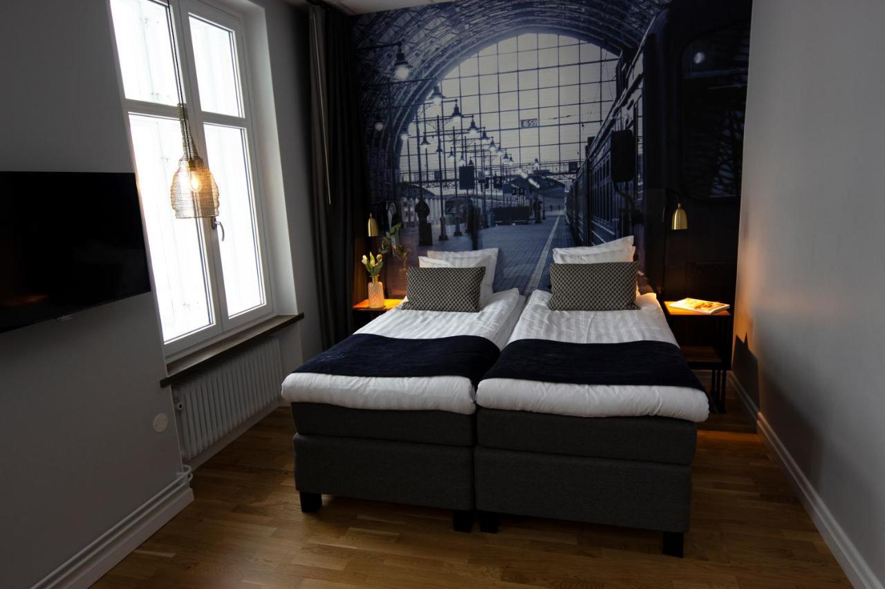 Livin Station Hotel Örebro Buitenkant foto